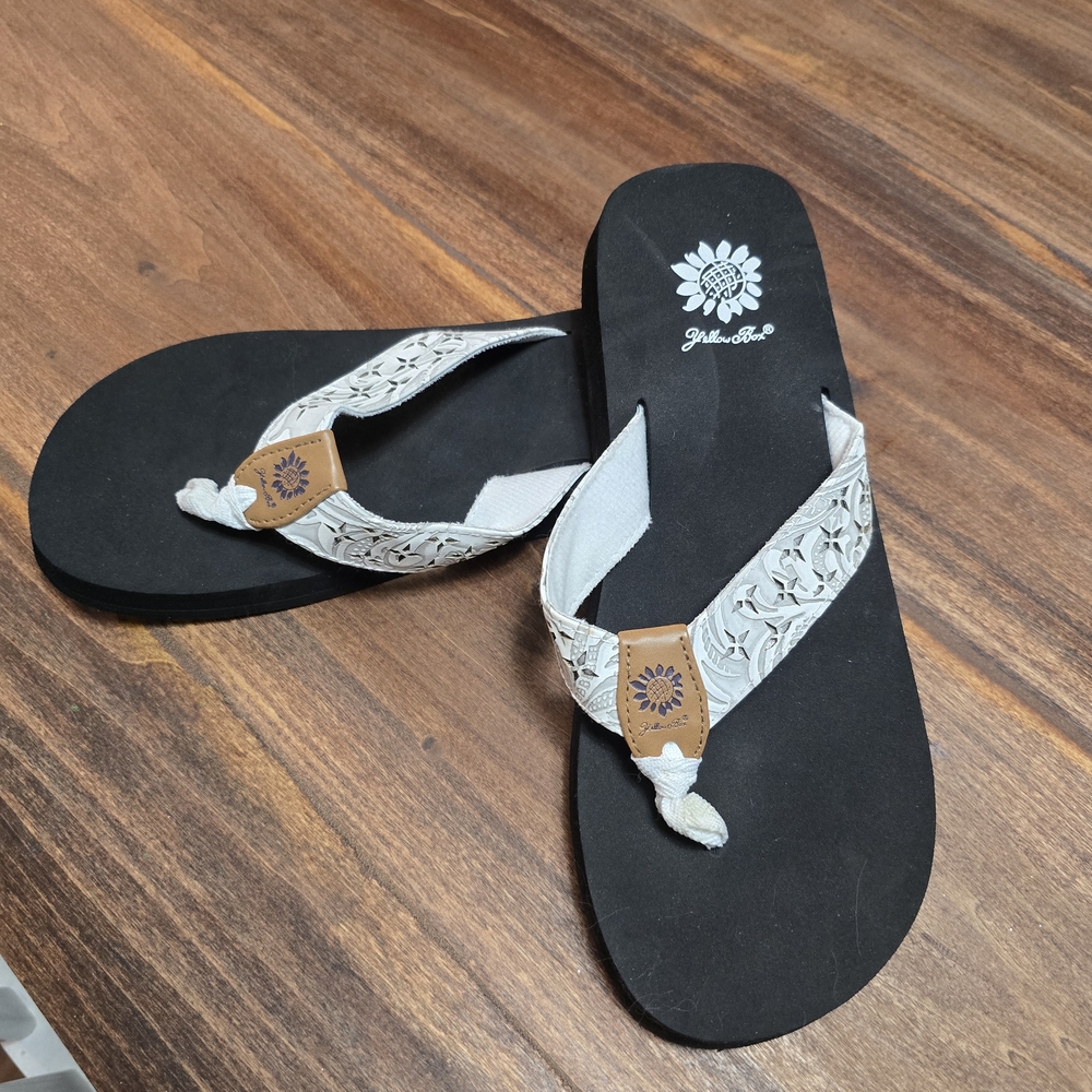 Yellow Box Black and White Sandals. Brand new, size 9
